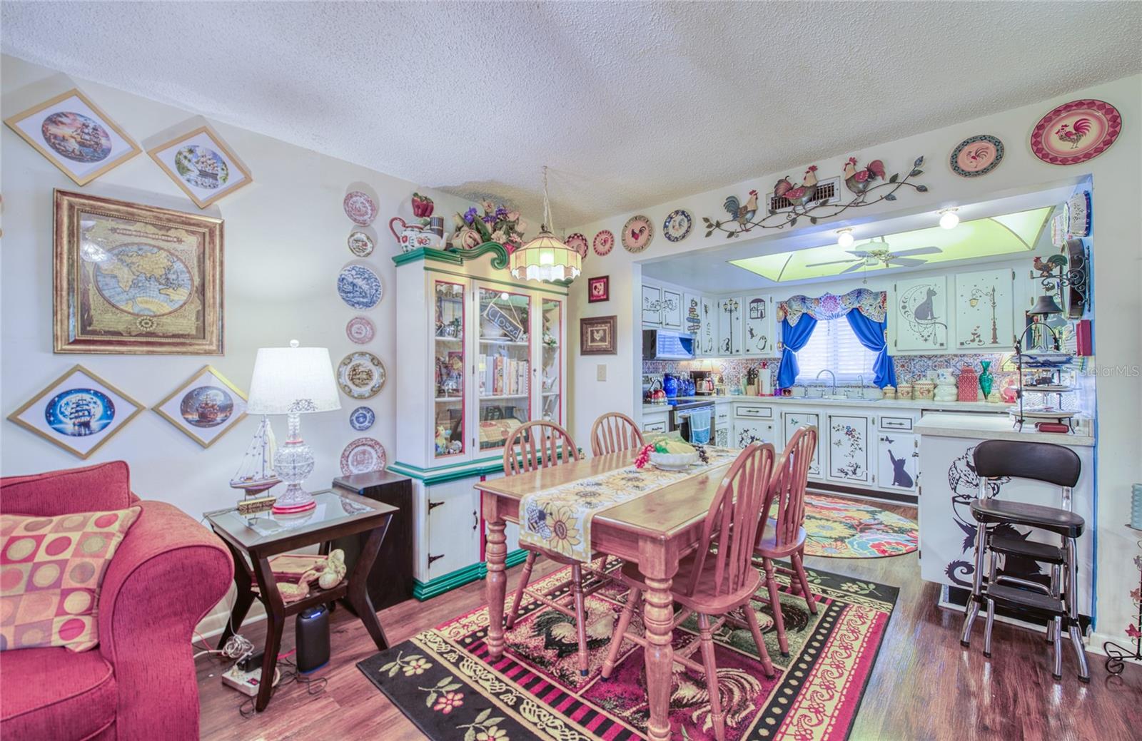 Image 10 of 31 For 7040 Cognac Drive 3