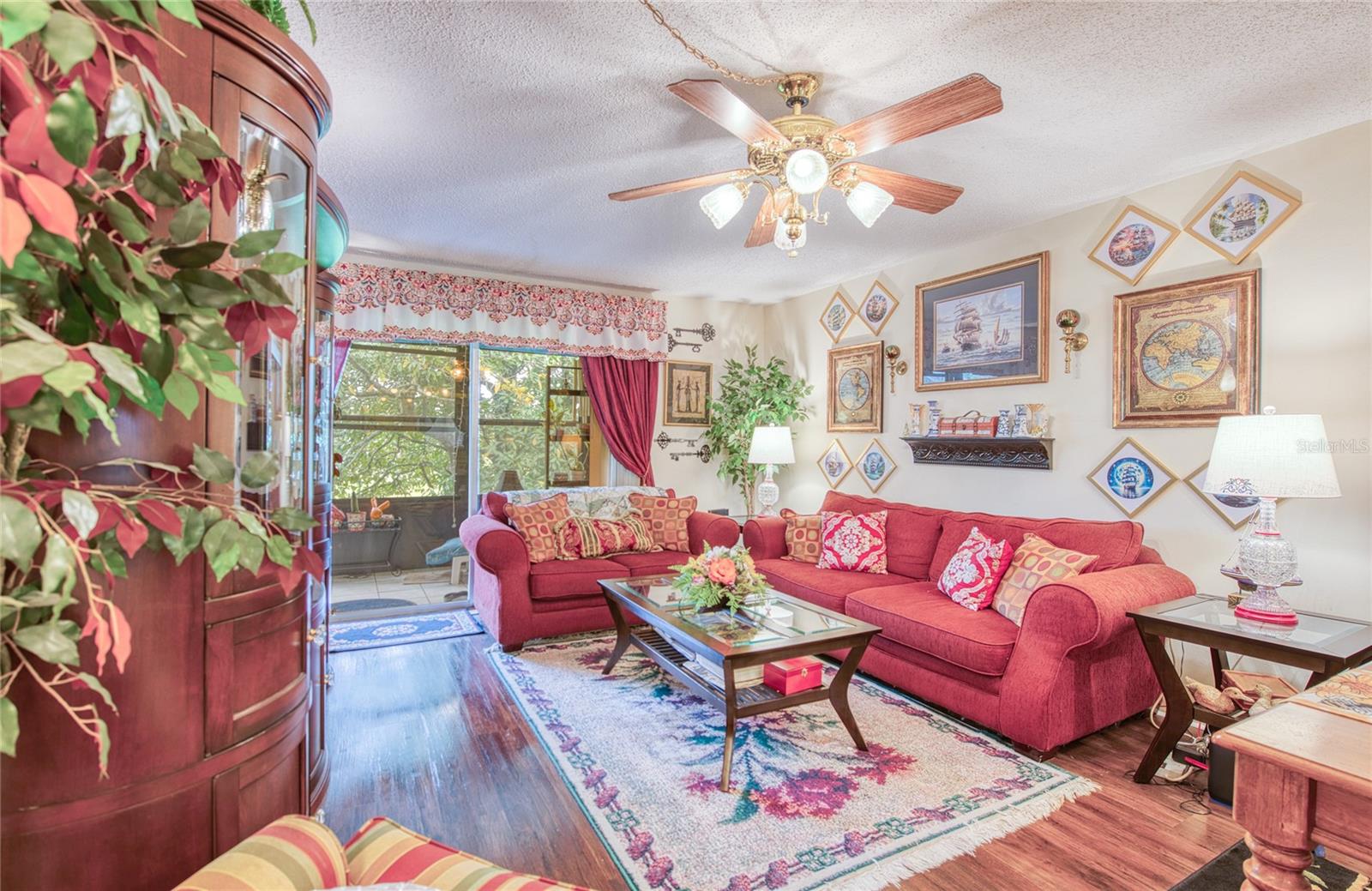 Image 17 of 31 For 7040 Cognac Drive 3