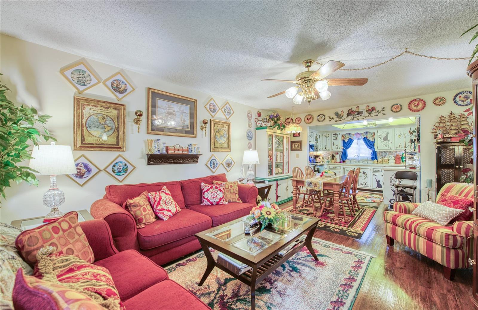 Image 19 of 31 For 7040 Cognac Drive 3