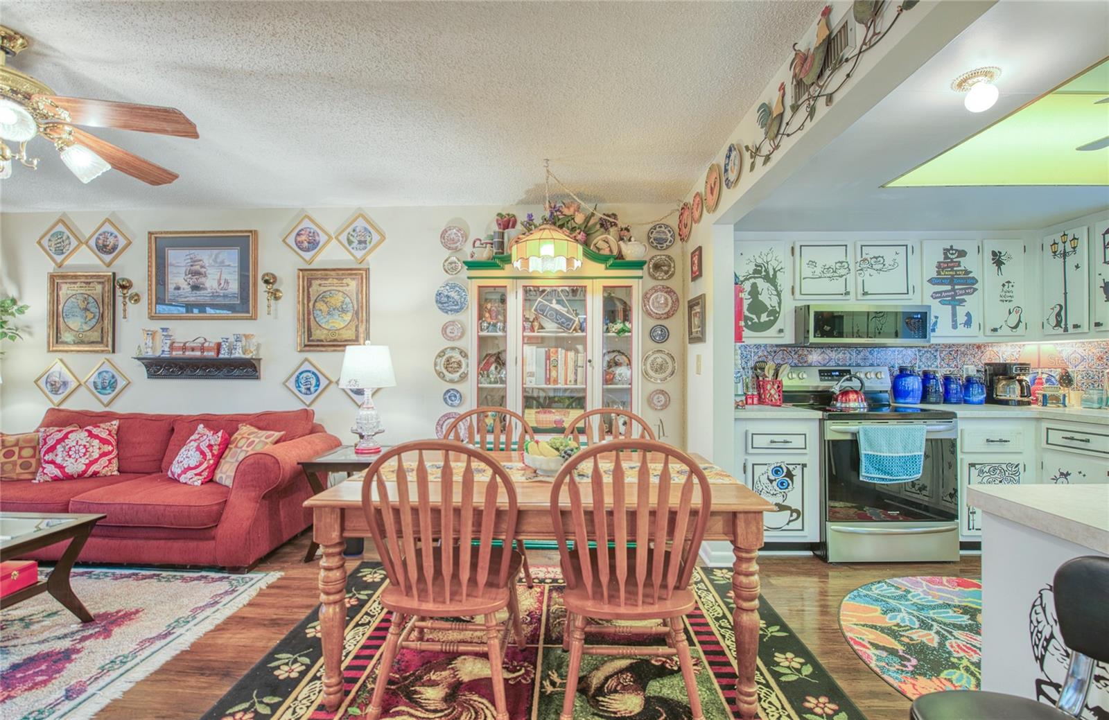 Image 9 of 31 For 7040 Cognac Drive 3