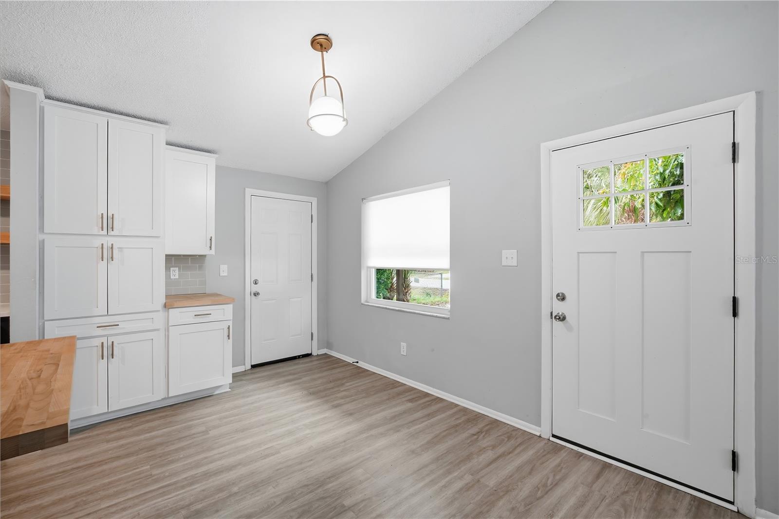 Image 7 of 23 For 5119 Chilkoot Street