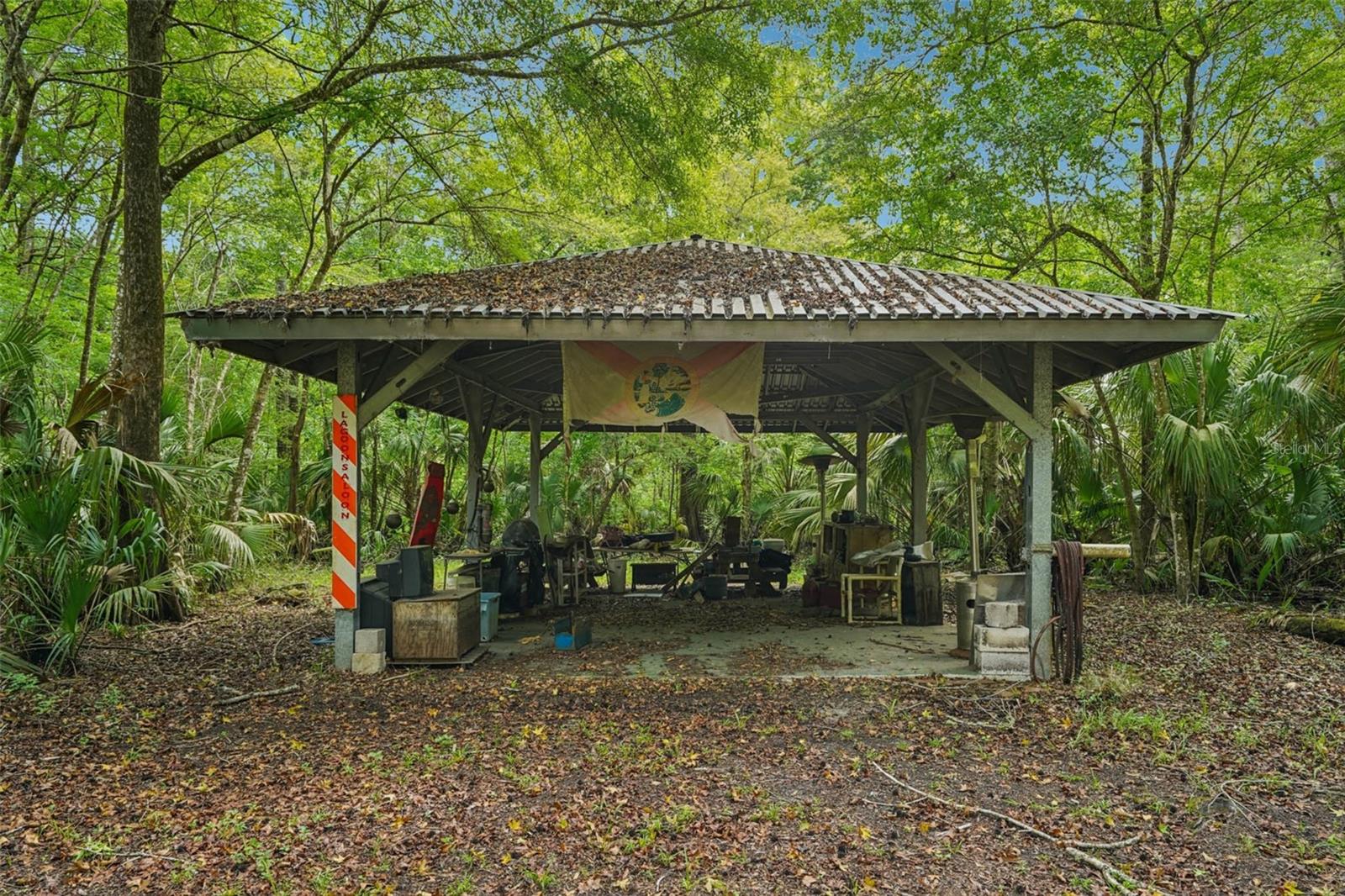 Image 11 of 56 For 217 Tuck Point