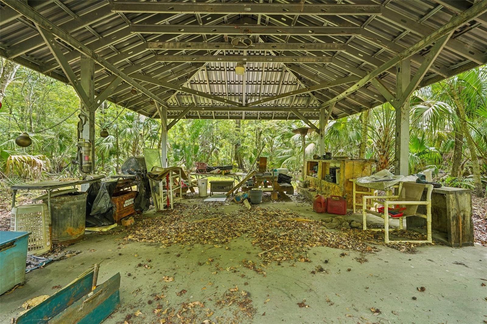 Image 12 of 56 For 217 Tuck Point