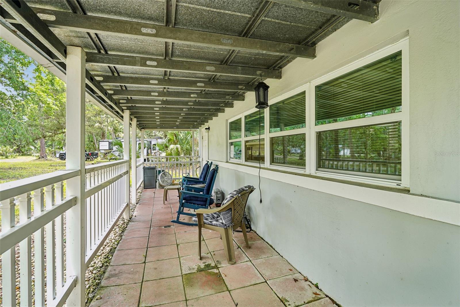 Image 20 of 56 For 217 Tuck Point