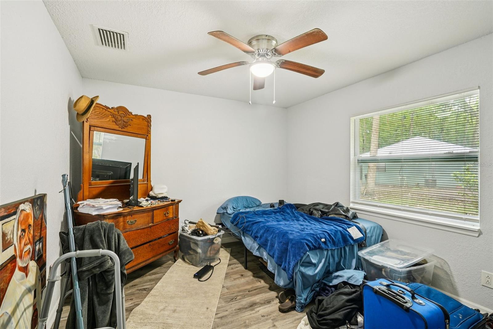 Image 31 of 56 For 217 Tuck Point