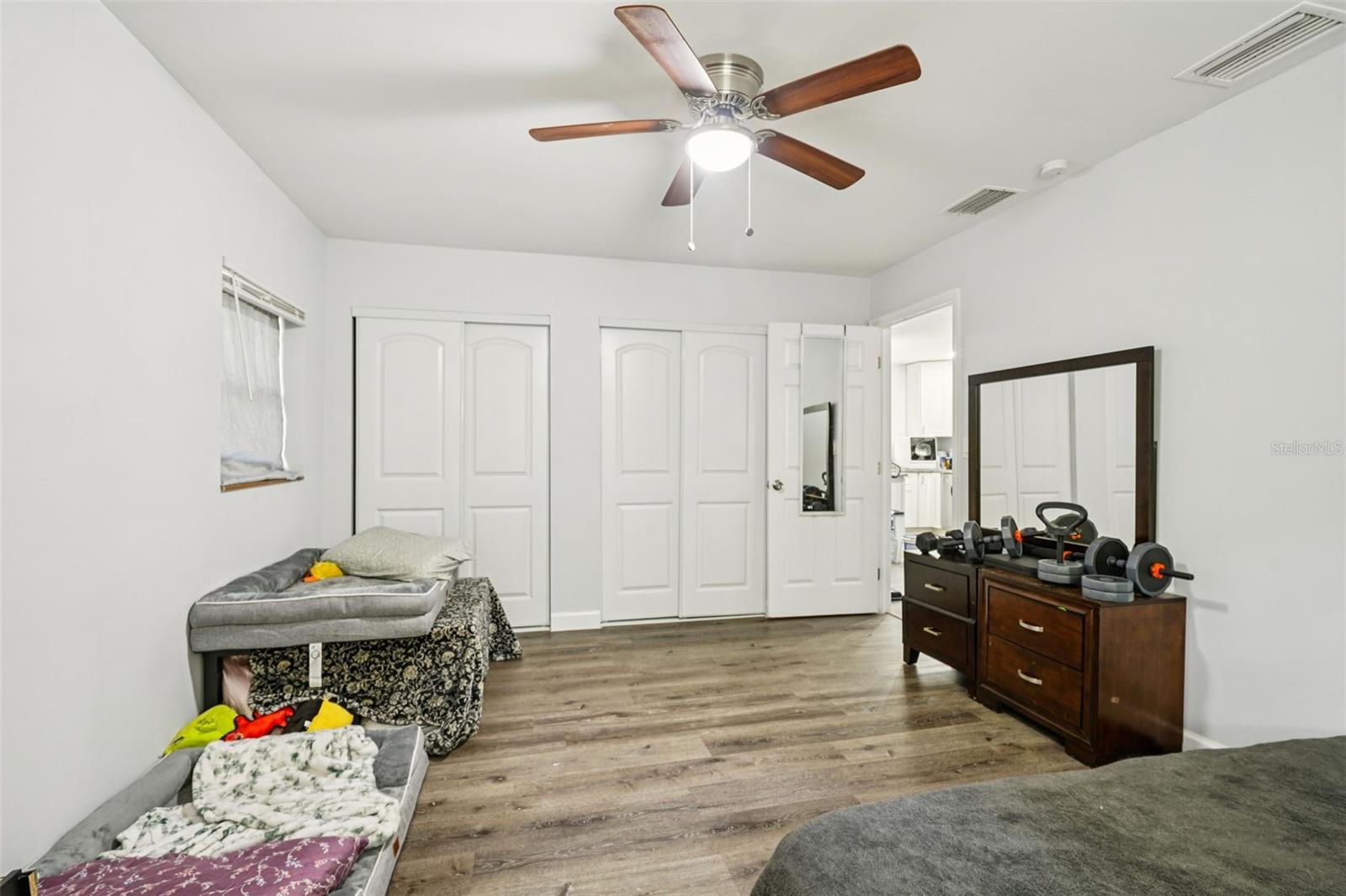 Image 46 of 56 For 217 Tuck Point