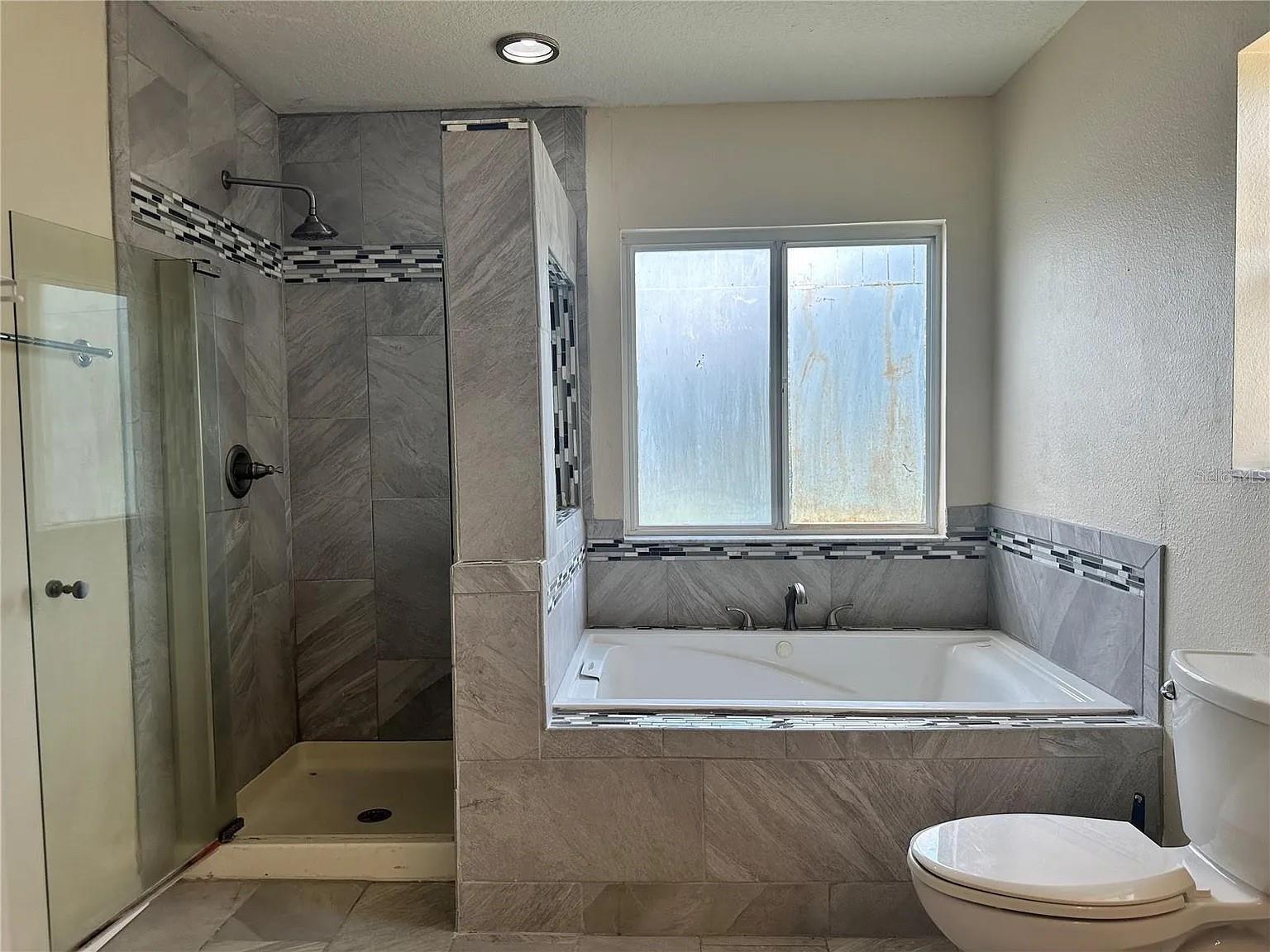 Image 11 of 65 For 7232 Seedpod Loop