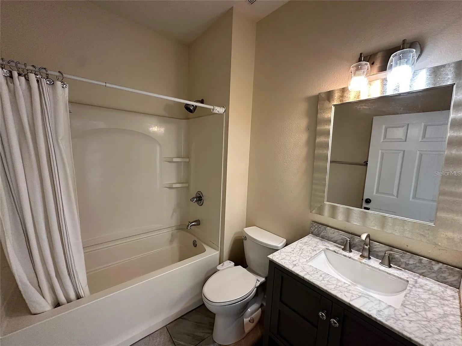 Image 19 of 65 For 7232 Seedpod Loop