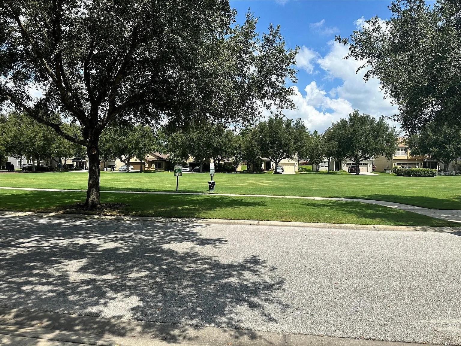 Image 33 of 65 For 7232 Seedpod Loop