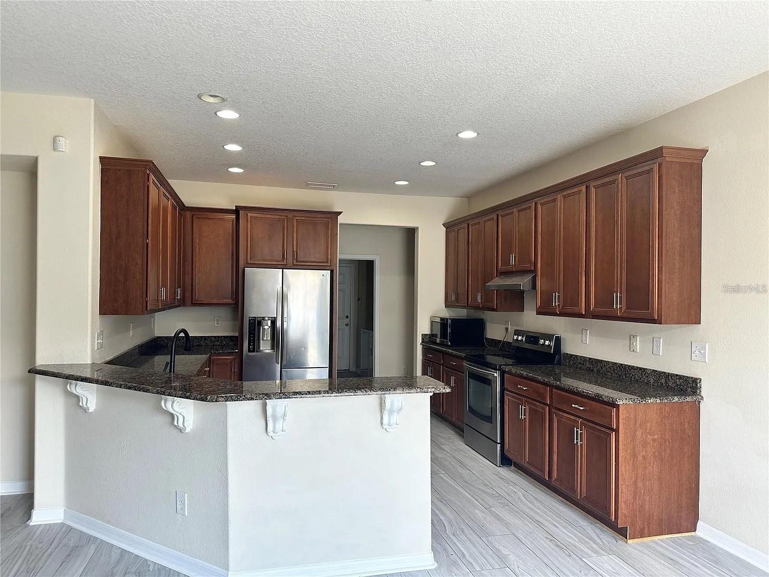 Image 51 of 65 For 7232 Seedpod Loop