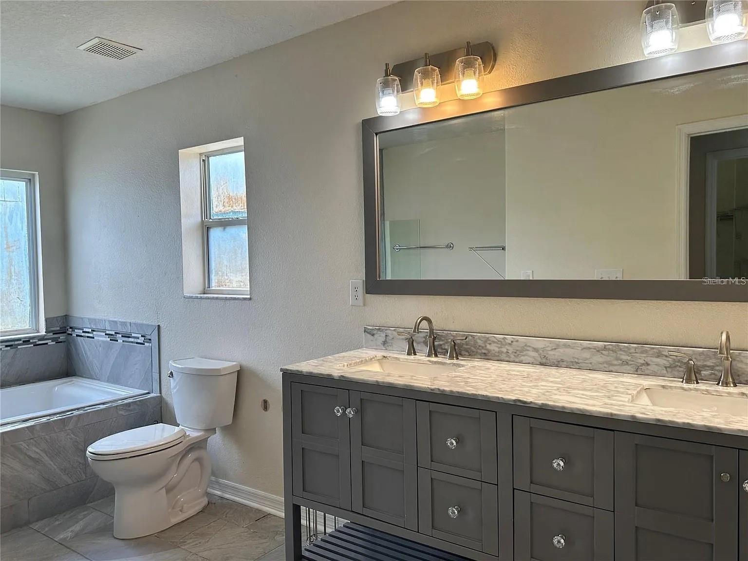 Image 60 of 65 For 7232 Seedpod Loop