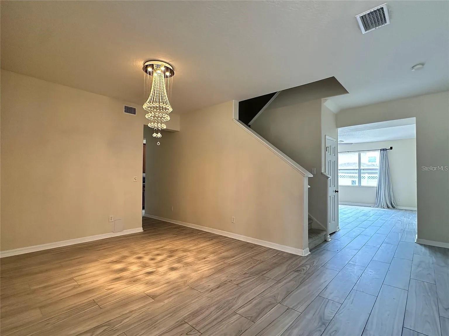 Image 63 of 65 For 7232 Seedpod Loop