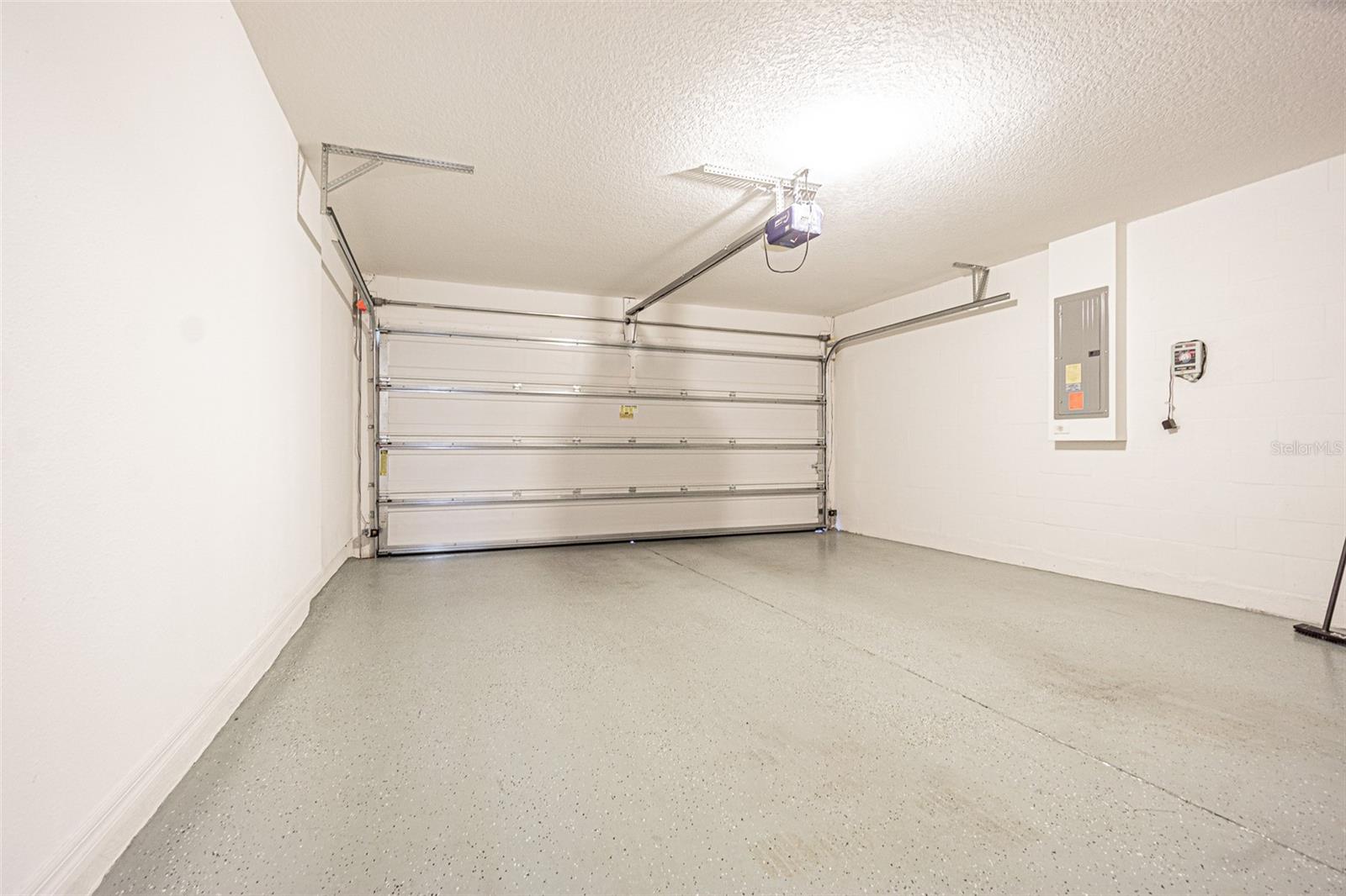 Image 23 of 27 For 6283 Lorraine Lane