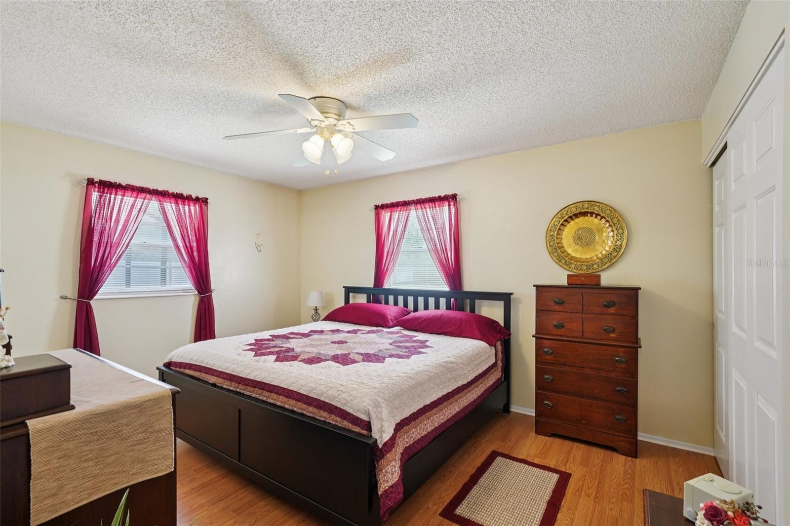 Listing photo id 11 for 16328 Verndale Lane