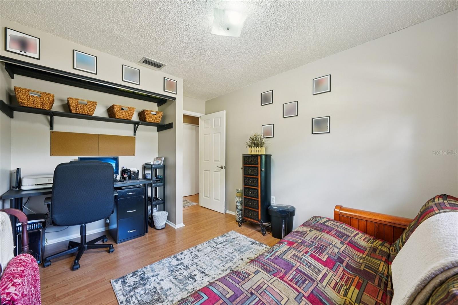 Listing photo id 16 for 16328 Verndale Lane