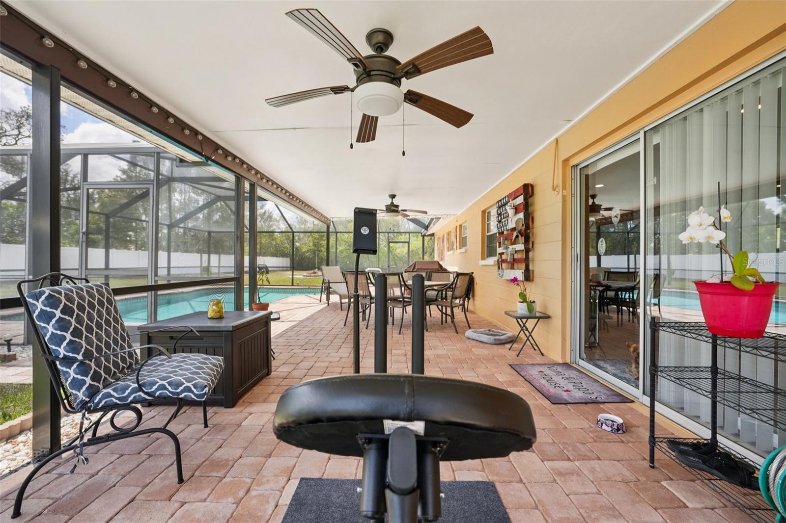 Listing photo id 20 for 16328 Verndale Lane