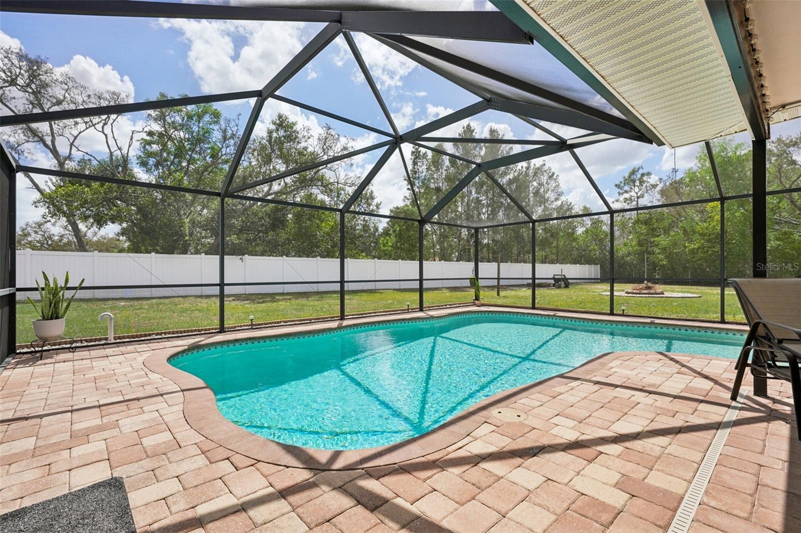 Listing photo id 22 for 16328 Verndale Lane