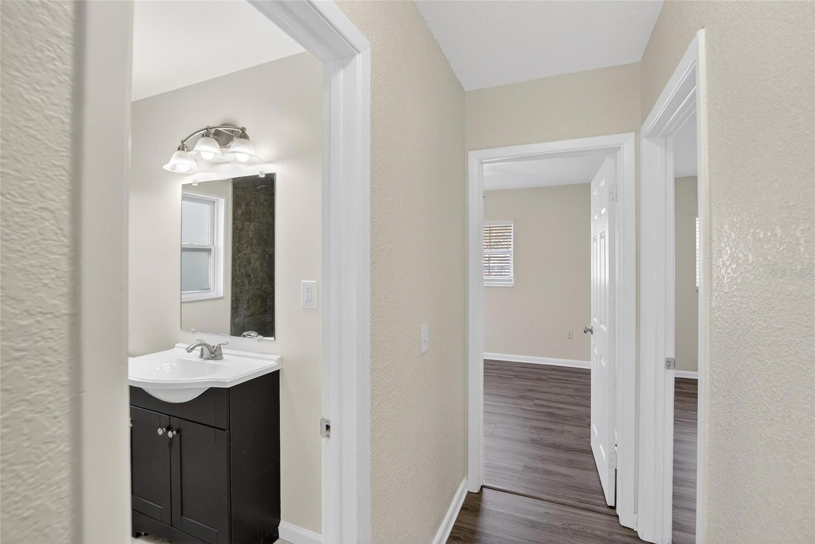 Image 34 of 62 For 311 5th Street