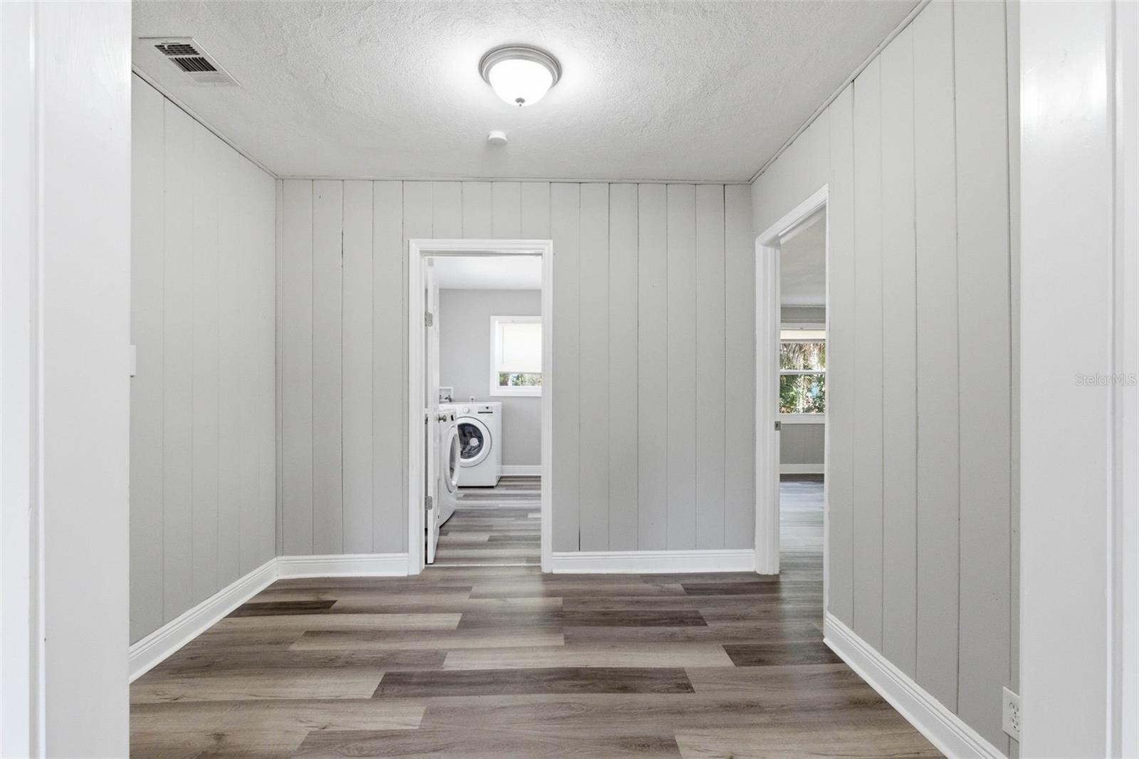 Image 13 of 34 For 5609 15th Avenue S