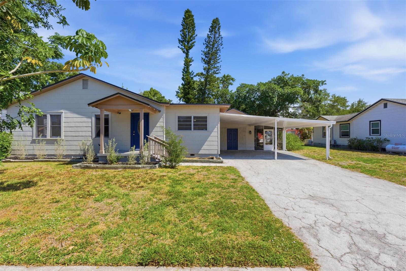 Image 32 of 34 For 5609 15th Avenue S
