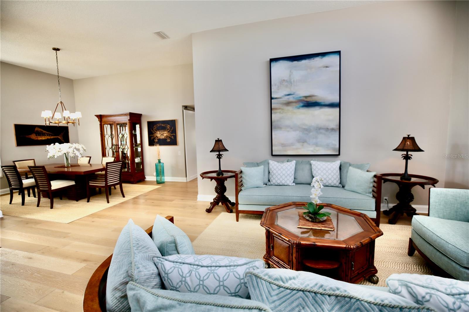 Listing photo id 19 for 5806 Cruiser Way