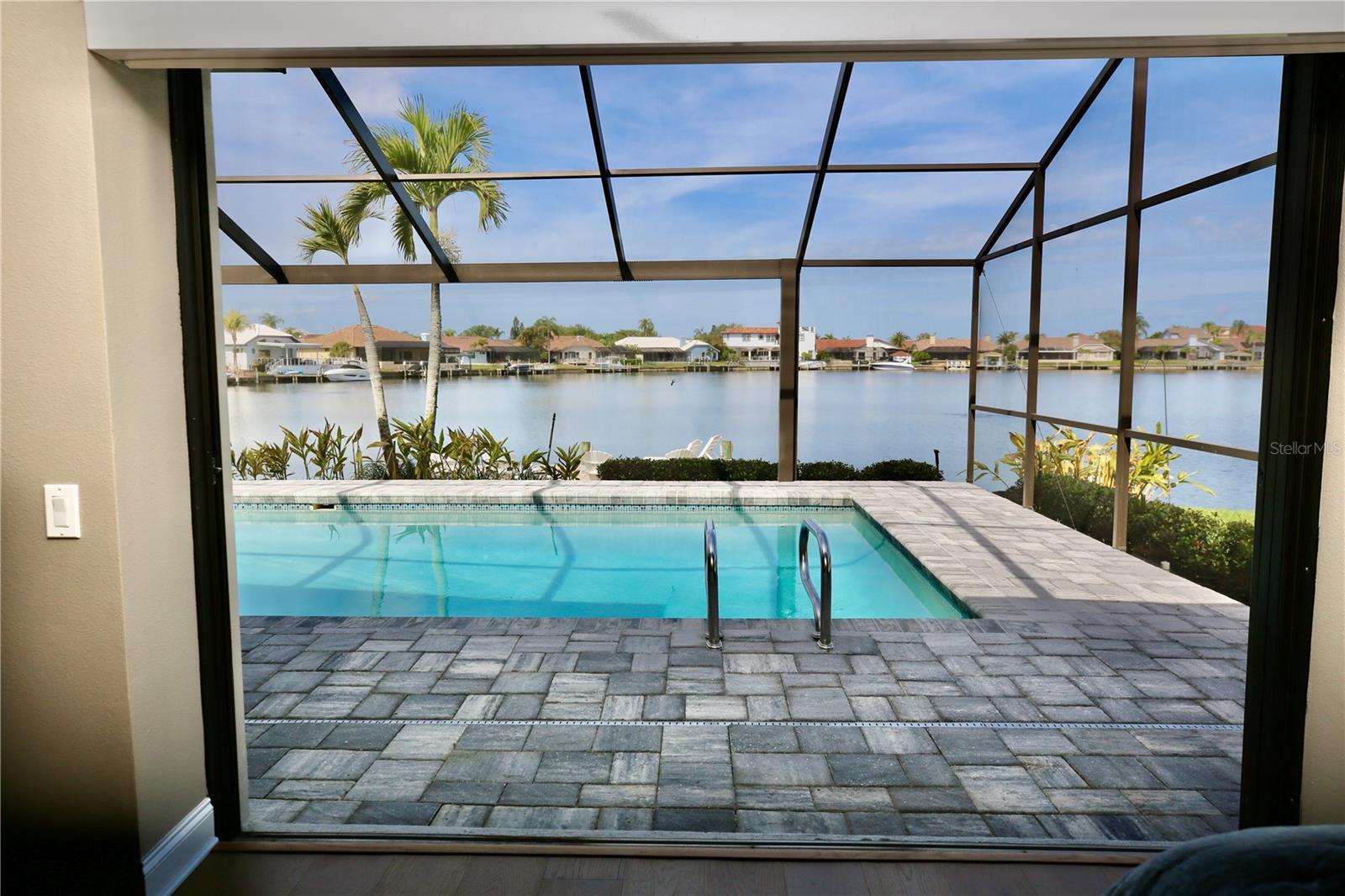 Listing photo id 31 for 5806 Cruiser Way