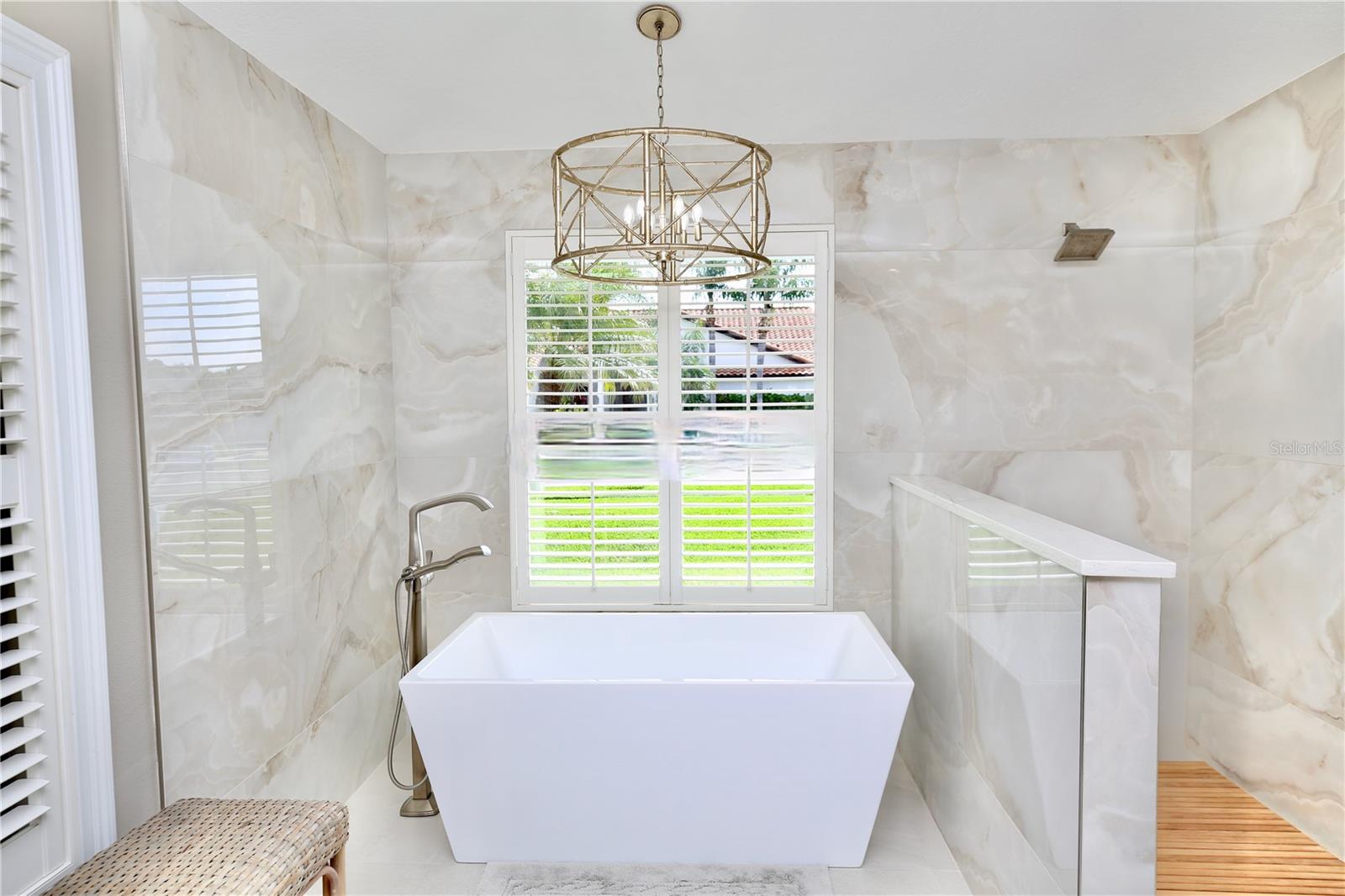 Listing photo id 39 for 5806 Cruiser Way