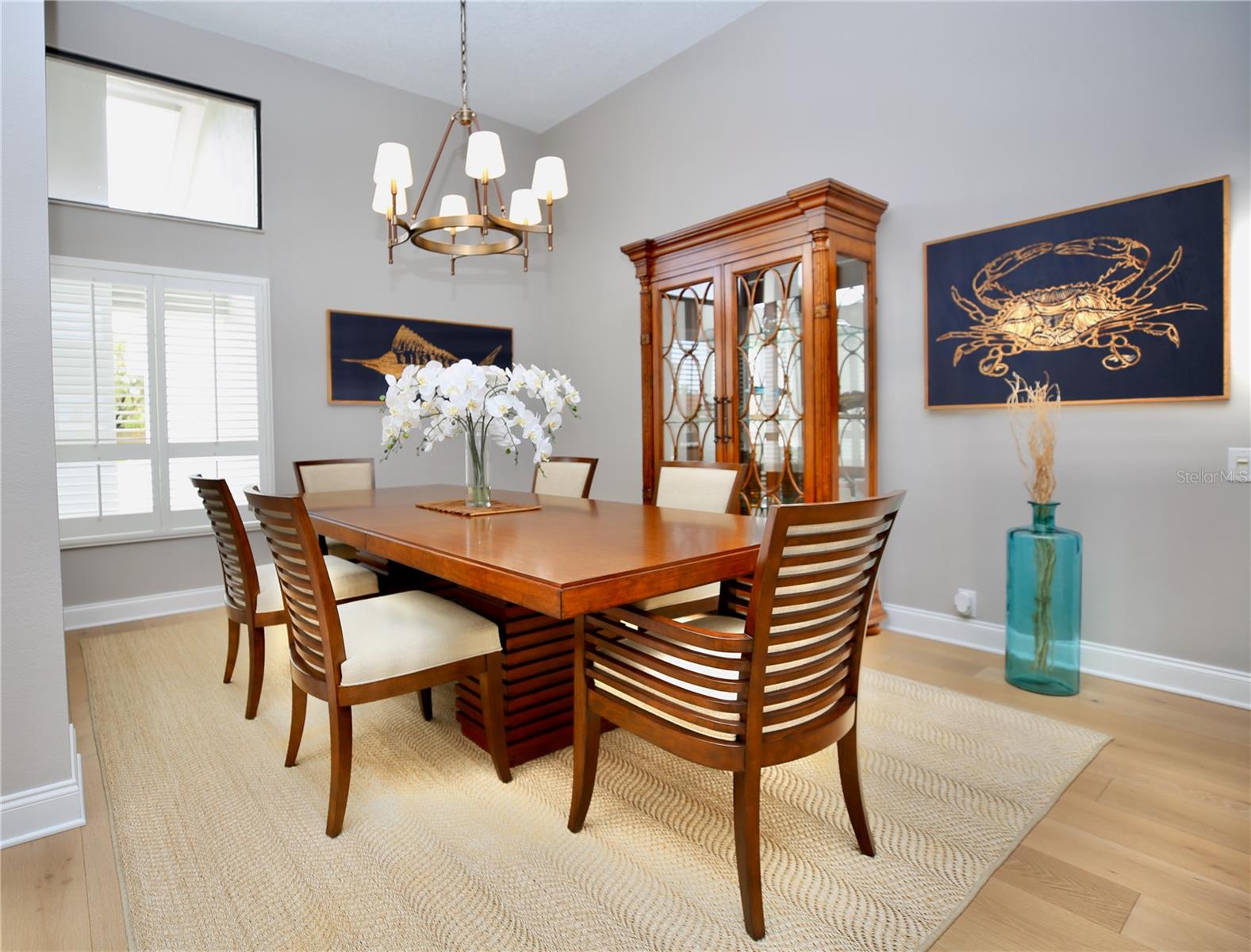 Listing photo id 4 for 5806 Cruiser Way