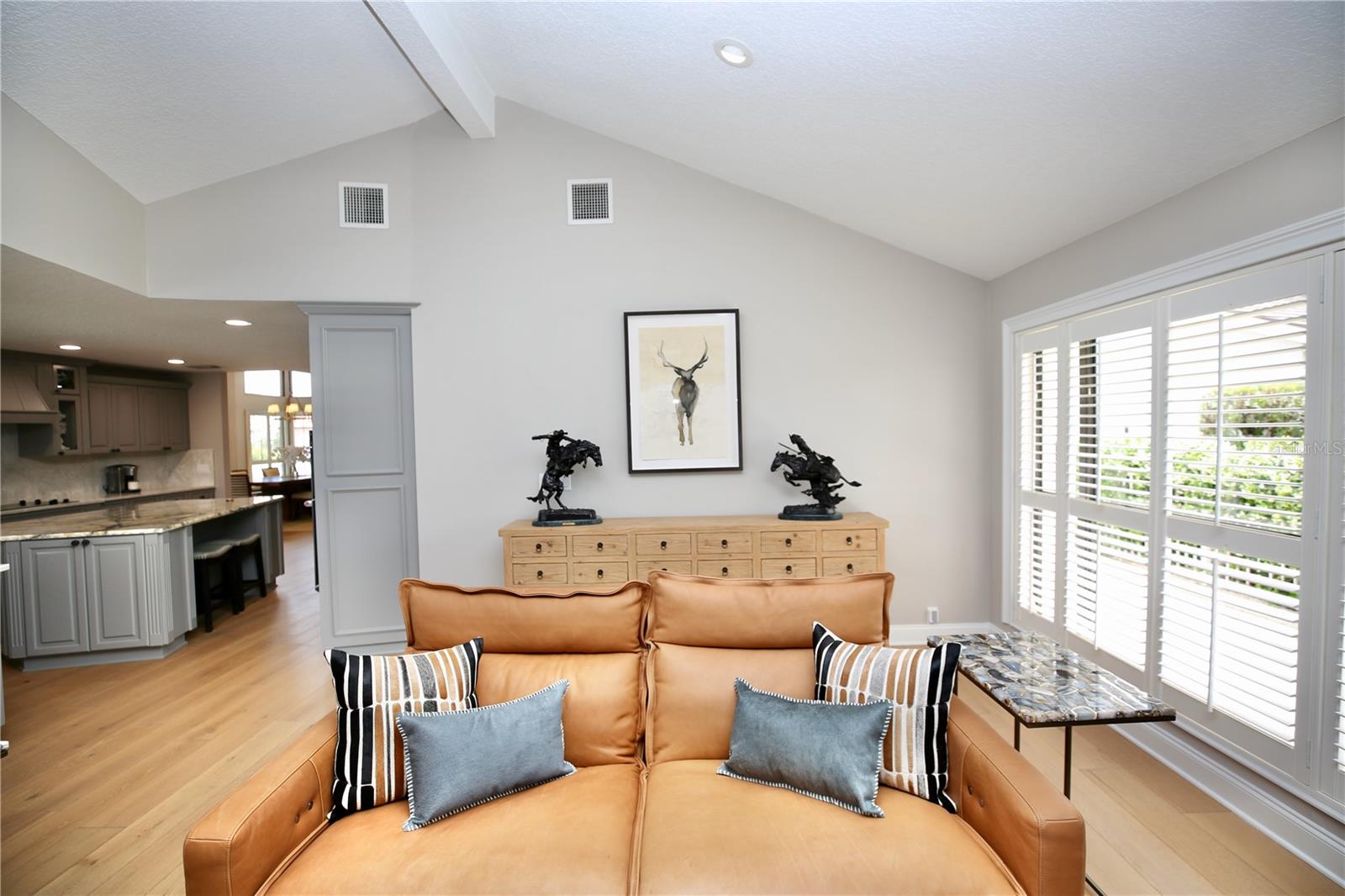 Listing photo id 59 for 5806 Cruiser Way