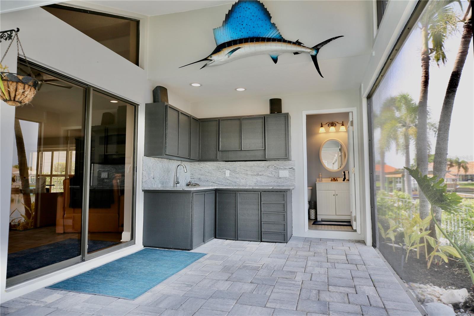 Listing photo id 68 for 5806 Cruiser Way