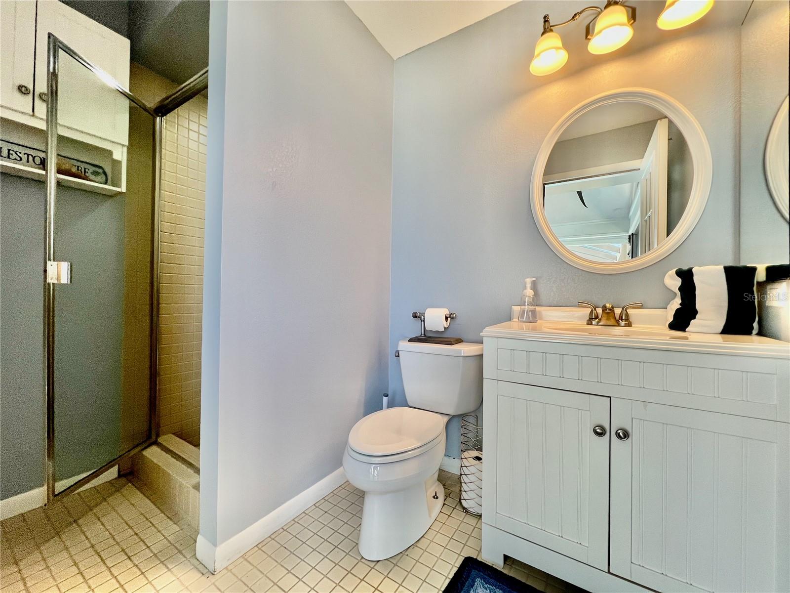 Listing photo id 70 for 5806 Cruiser Way