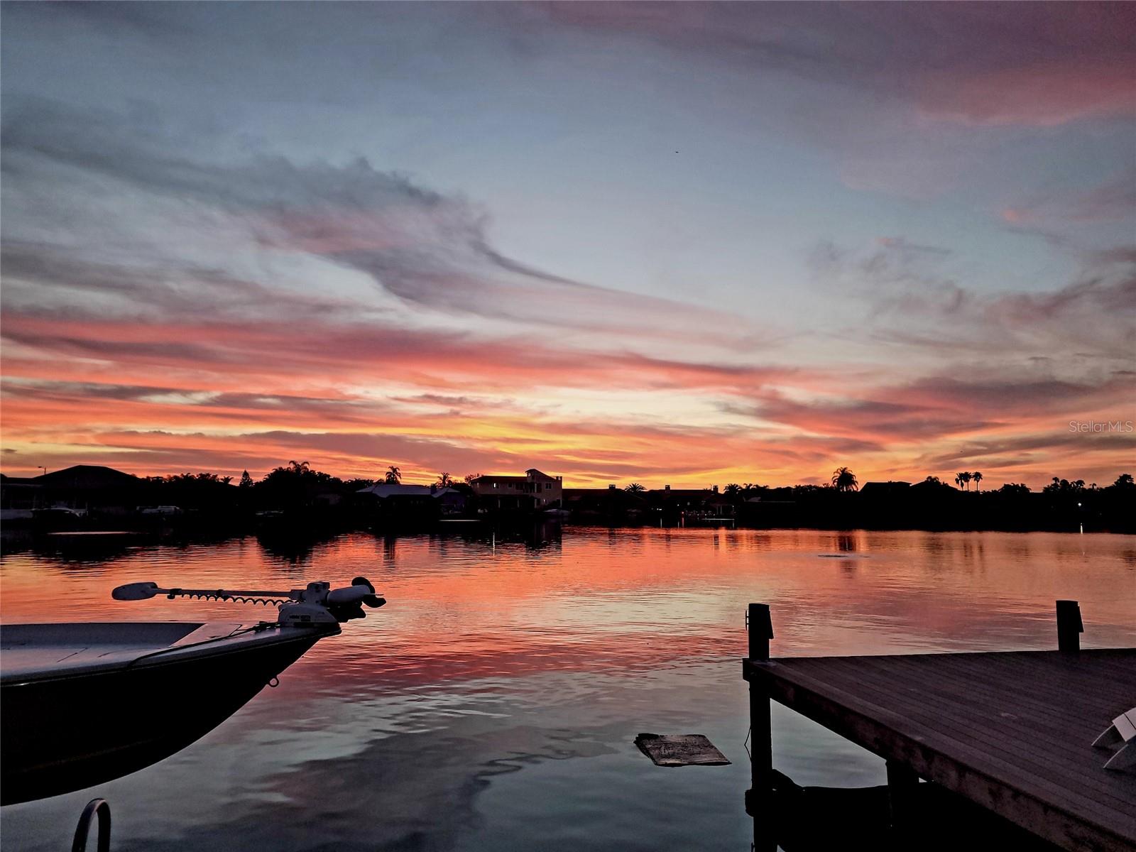 Listing photo id 72 for 5806 Cruiser Way