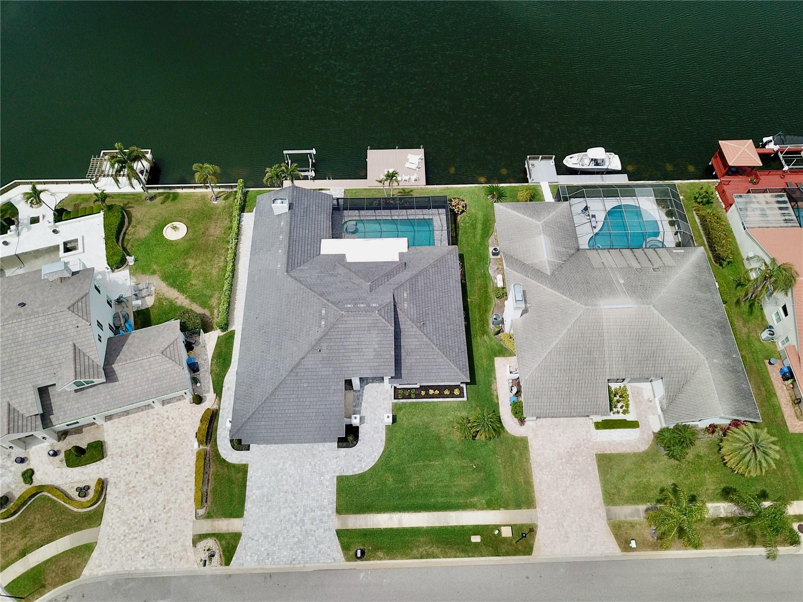 Listing photo id 73 for 5806 Cruiser Way