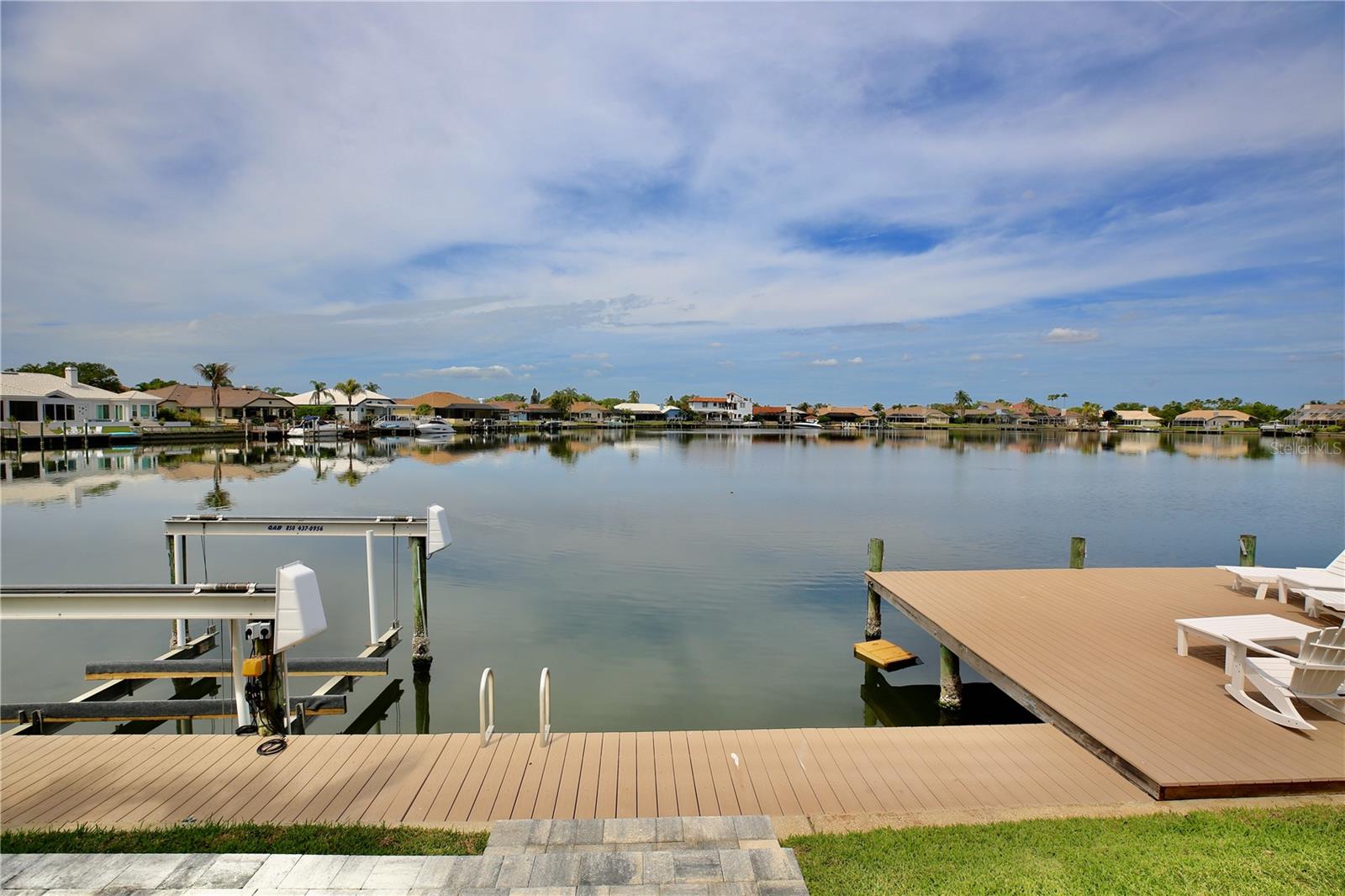 Listing photo id 79 for 5806 Cruiser Way