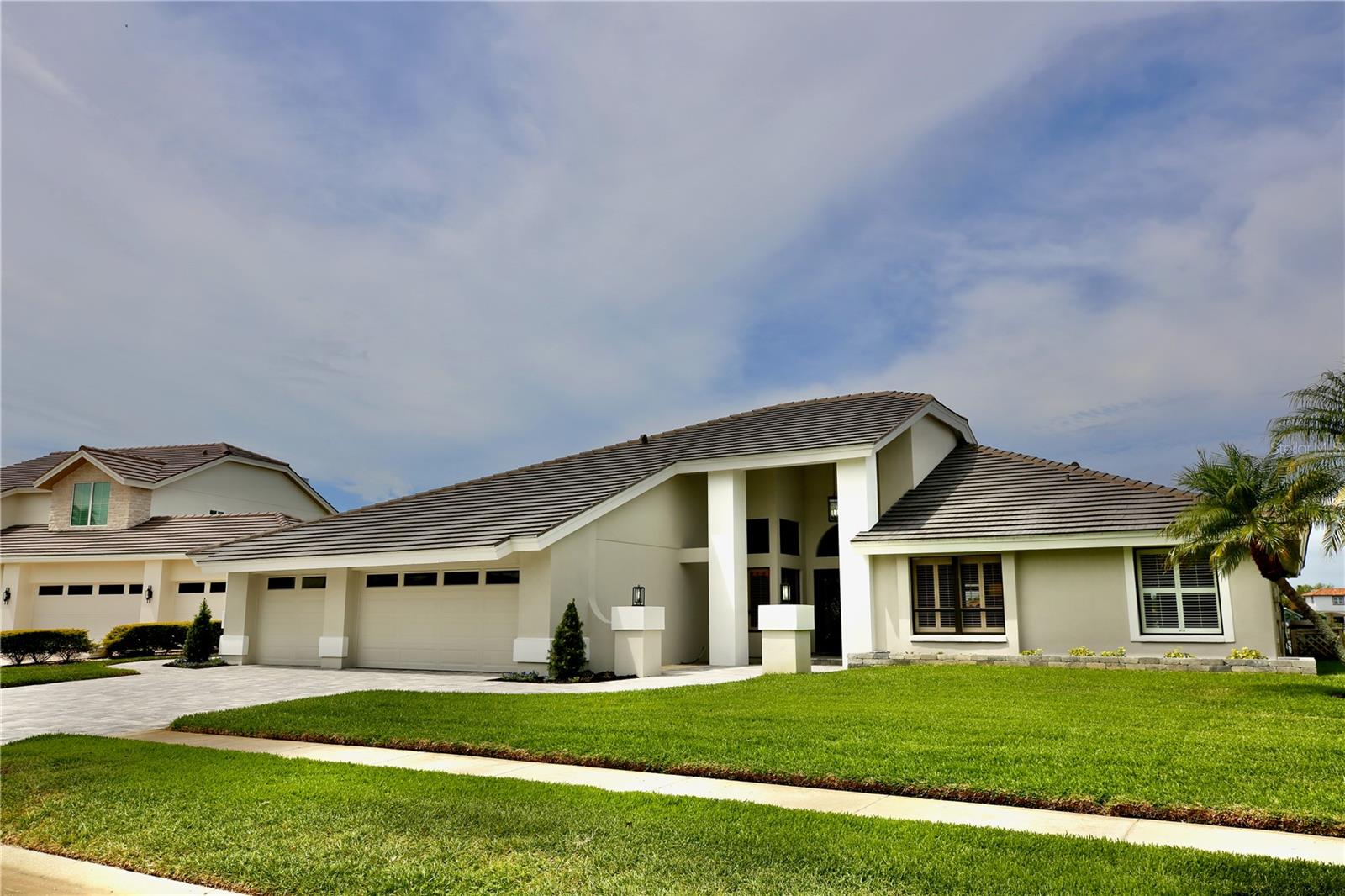 Listing photo id 93 for 5806 Cruiser Way