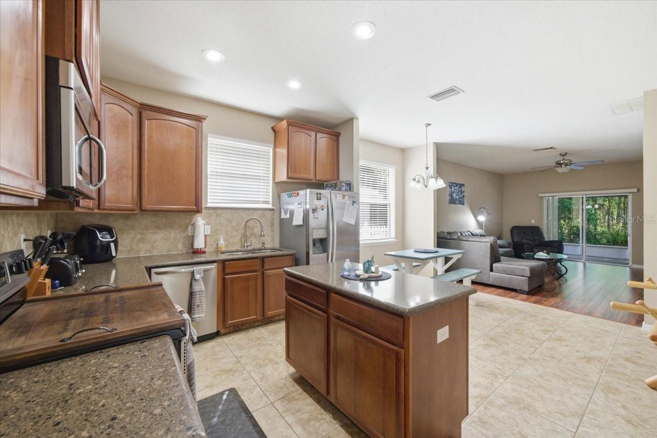 Image 12 of 49 For 11844 Colony Lakes Boulevard