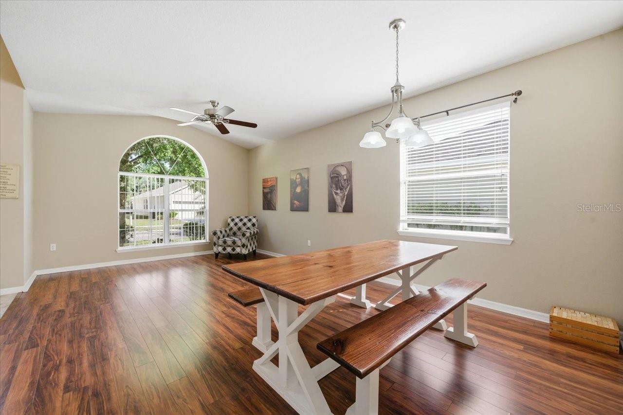 Image 21 of 49 For 11844 Colony Lakes Boulevard