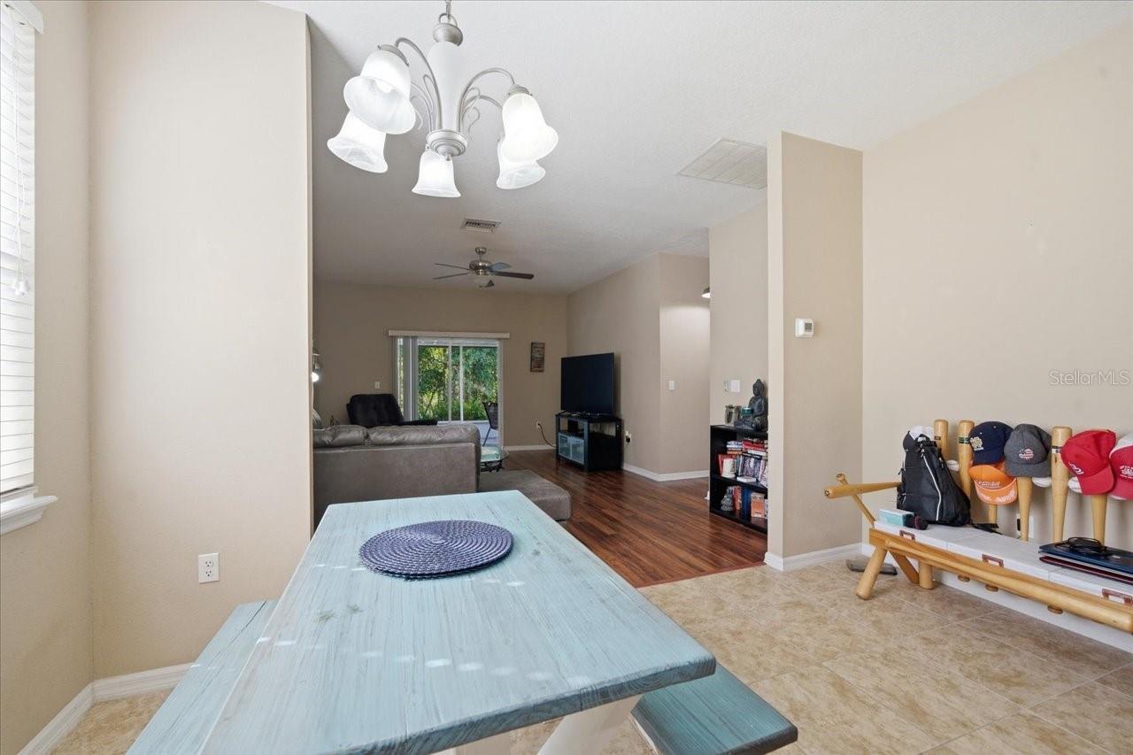 Image 23 of 49 For 11844 Colony Lakes Boulevard