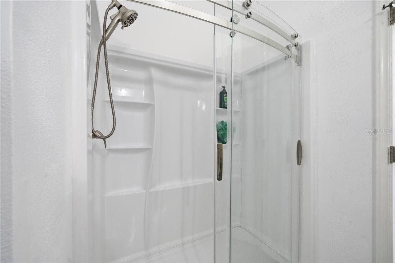 Image 28 of 49 For 11844 Colony Lakes Boulevard