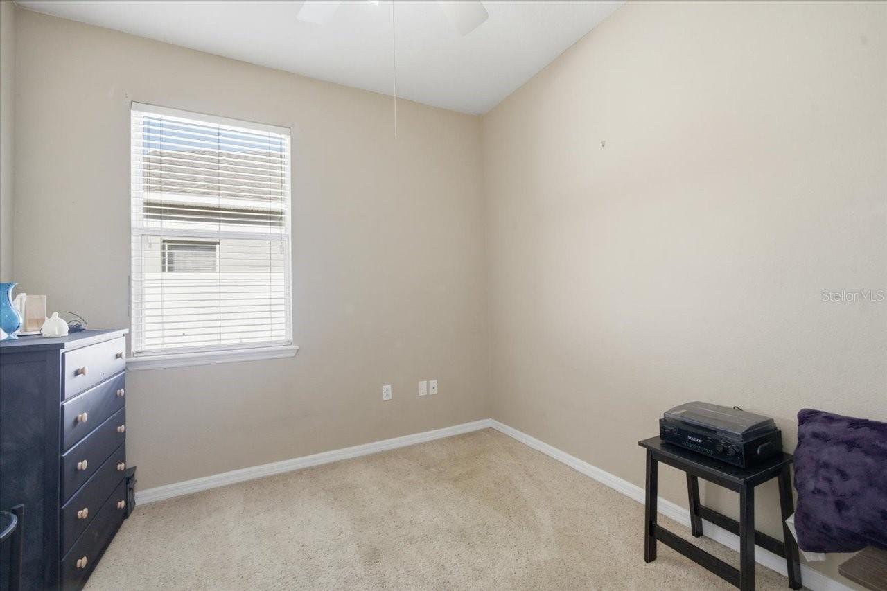 Image 33 of 49 For 11844 Colony Lakes Boulevard