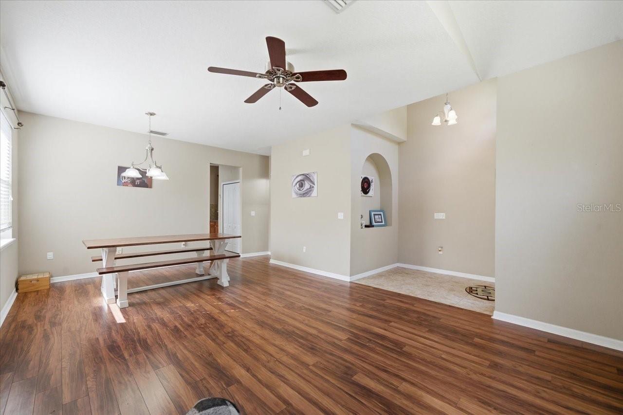 Image 5 of 49 For 11844 Colony Lakes Boulevard