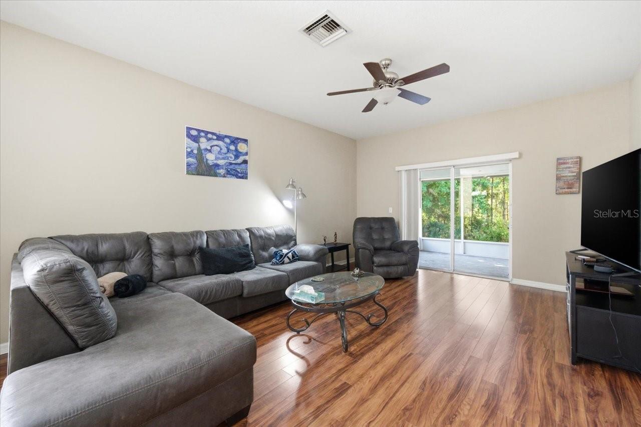 Image 9 of 49 For 11844 Colony Lakes Boulevard