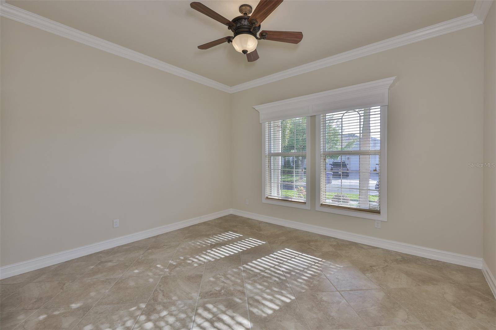 Listing photo id 34 for 5073 Stone Harbor Cir