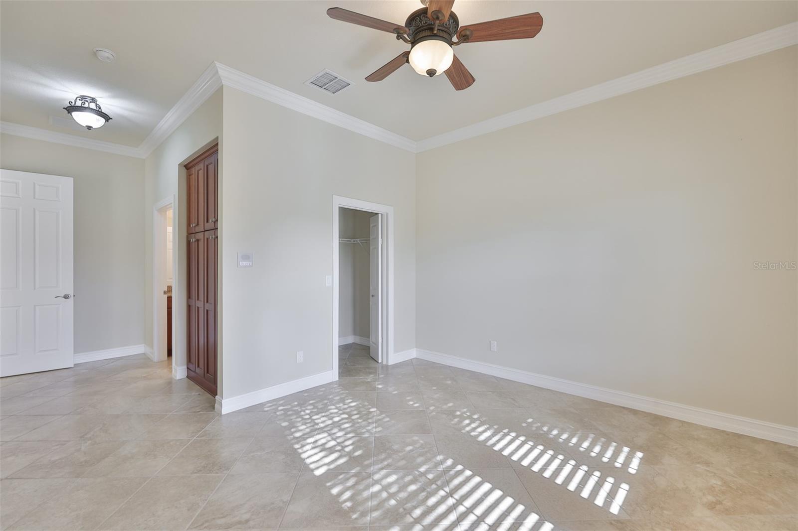 Listing photo id 35 for 5073 Stone Harbor Cir