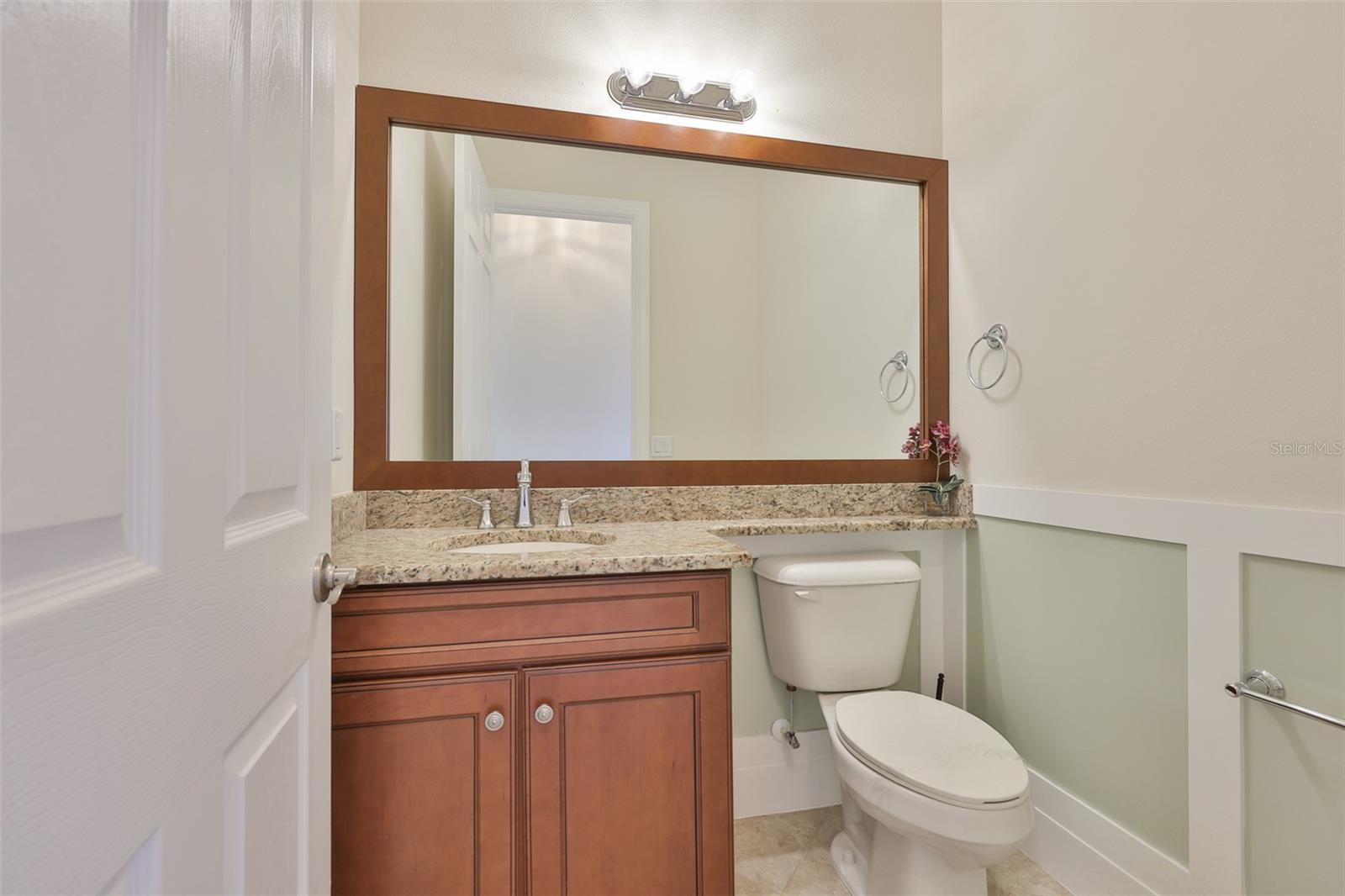 Listing photo id 41 for 5073 Stone Harbor Cir