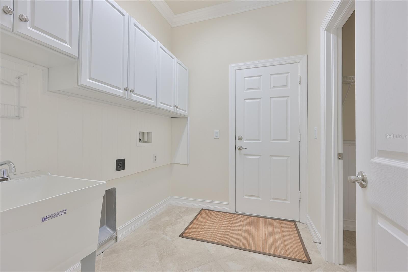 Listing photo id 42 for 5073 Stone Harbor Cir