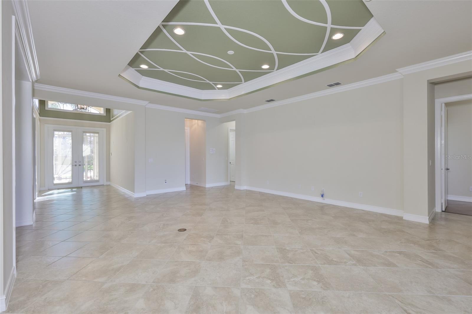 Listing photo id 4 for 5073 Stone Harbor Cir