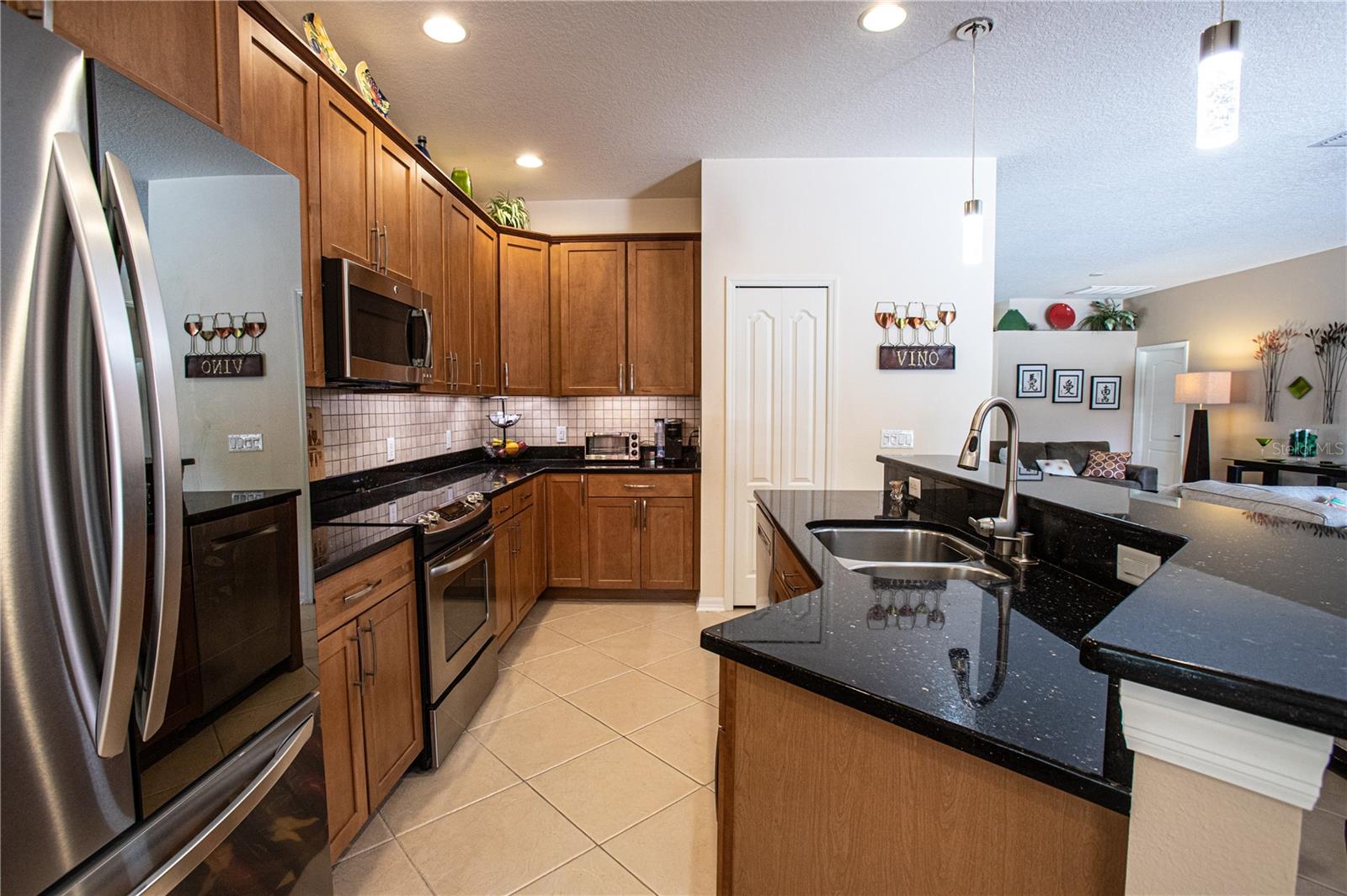 Image 20 of 63 For 11532 Bathgate Court