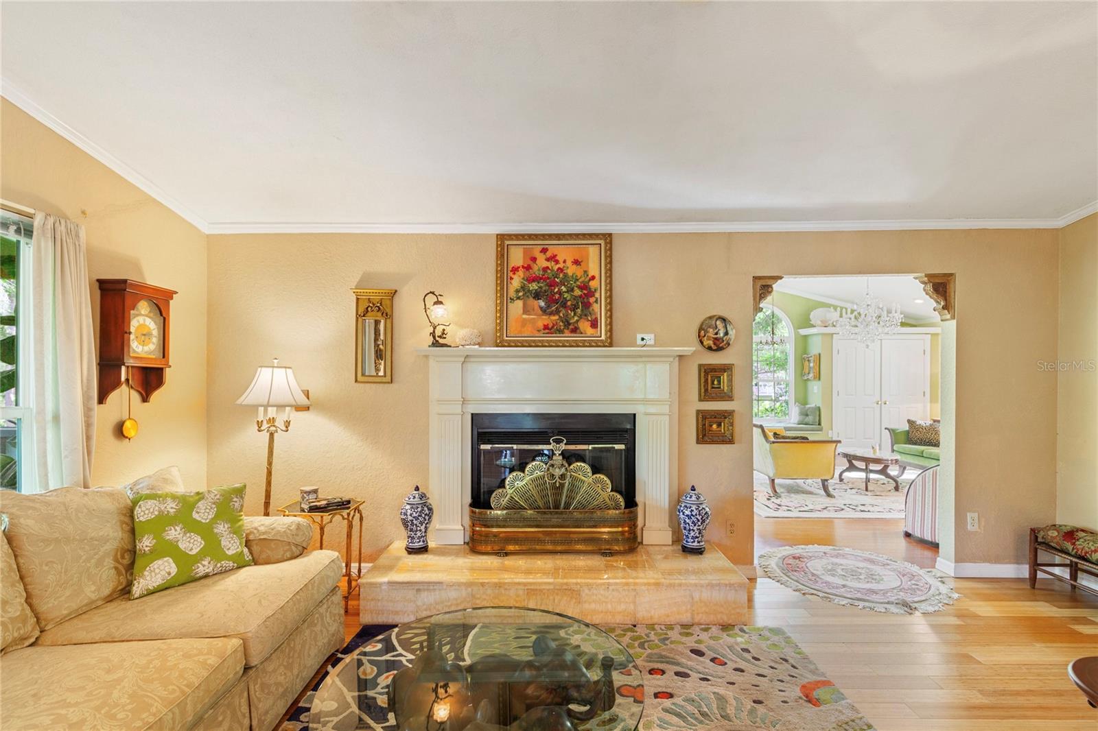 Image 10 of 31 For 420 Hanby Street