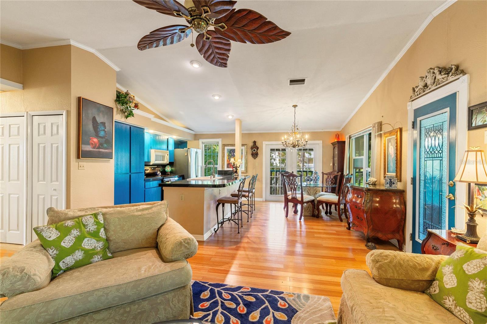 Image 11 of 31 For 420 Hanby Street